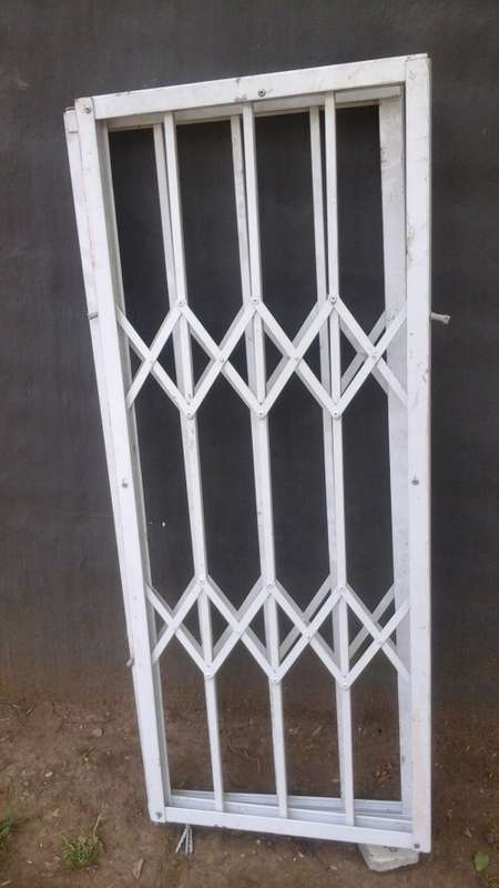 SECURE YOUR HOUSE THIS CHRISTMAS HOLIDAY. EXPANDA/TRELLIDOR BURGLAR BARS. JUST WHAT YOU LOOKING FOR