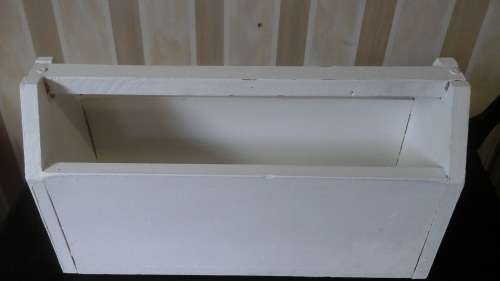 AMAZING VINTAGE WOODEN TOOL BOX. AWESOME AND HANDY PIECE!