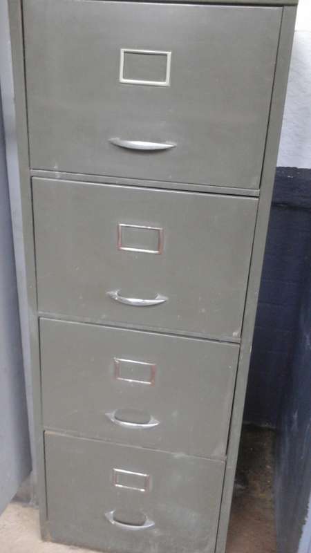 TERRIFIC STEEL FILING CABINET/ DRAWER. HANDY AND AWESOME PIECE!