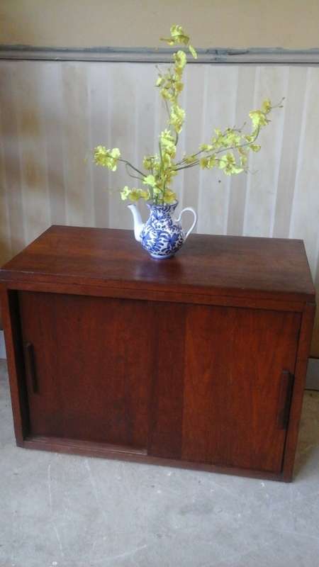 ART DECO FURNITURE WAS WELL BUILT AND ATTRACTIVE TO THE EYE WHICH IS EVIDENT IN THIS IMBUIA CABINET