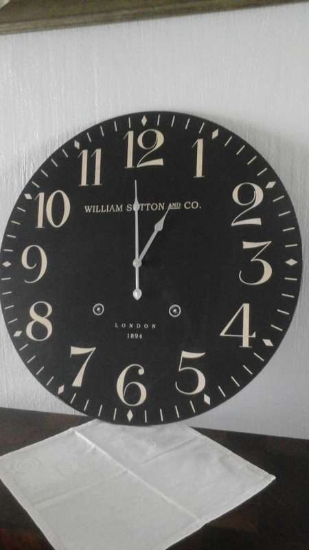 A SPECTACULAR VERY LARGE WILLIAM SUTTON AND CO MADE IN LONDON 1894. SUPERB