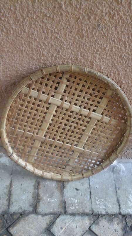 THE PERFECT WOVEN  DECOR FOR YOUR WALL. PERFECT FOR A KITCHEN OR EVEN AND ENTRANCE OR PASSAGE WAY