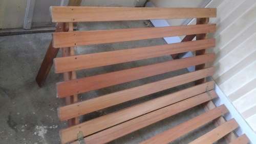 FANTASTIC WOODEN FUTON BASE. AWESOME PIECE!