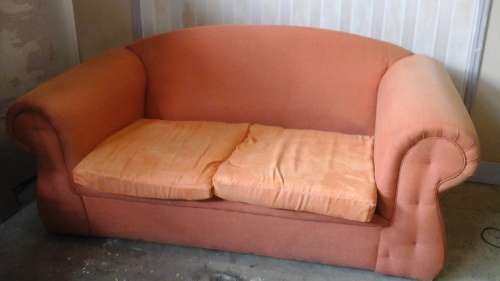 AWESOME AND COMFORTABLE TWO SEATER COUCH. FANTASTIC AND FUNCTIONAL PIECE!