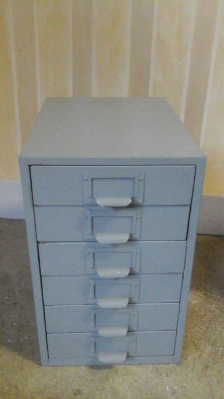 A FANTASTIC SET OF VINTAGE FILING DRAWERS. MADE FROM STEEL NOT LIKE THE MODERN ONES