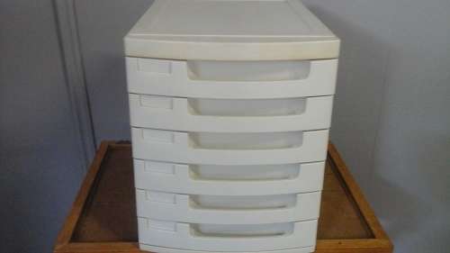 AWESOME FILING DRAWERS. SIX DRAWERS. FANTASTIC PIECE TO KEEP YOU ORGANIZED!