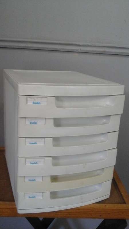AWESOME FILING DRAWER. SIX DRAWERS. FANTASTIC PIECES TO KEEP YOU ORGANIZED!