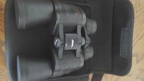 A FANTASTIC SET OF TASCO BINOCULARS.10 X 50 MM ZIP FOCUS WIDE ANGLE. PERFECT FOR WATCHING BIRDS