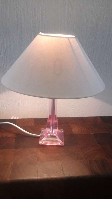 SIMPLY STUNNING PINK TABLE LAMP. REALLY FABULOUS PIECE!