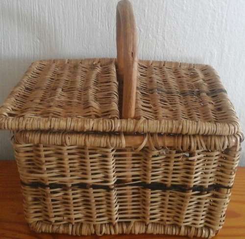 AMAZING VINTAGE CANE  AND RATTAN SEWING BASKET. INCREDIBLE PIECE!
