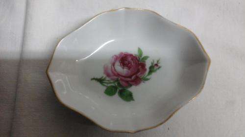 FINE BEAUTIFUL AND STUNNING AK 1531 MA FLORAL PATTERN PIN/RING DISH