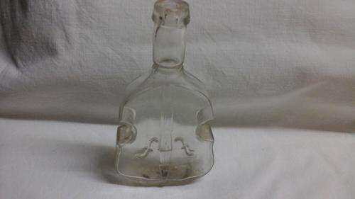 VERY BEAUTIFUL AND DIFFERENT VIOLIN SHAPED BOTTLE