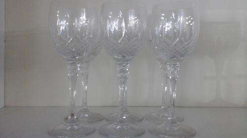 STUNNING (RARE PRE 1994) SAA BRANDED LEAD CUT CRYSTAL WHITE WINE GLASSES