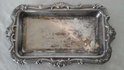 LOVELY WELL WORN VINTAGE EPNS SNACK TRAY. BEAUTIFUL RAISED EDGES.
