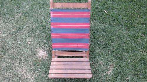 AWESOME DURABLE WOOD AND CANVAS BEACH CHAIR. WONDERFUL FUNCTIONAL PIECE OF HISTORY