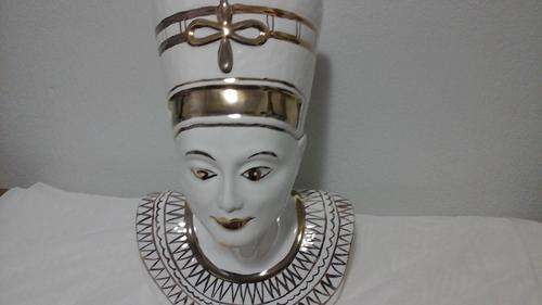 MAJESTIC AND BEAUTIFUL WHITE AND GOLD EGYPTIAN  BUST. LOVELY ADDITION TO ANY EGYPTIAN COLLECTION