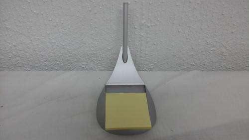 40 DESKTOP RETRACTABLE PEN AND PAPER HOLDERS