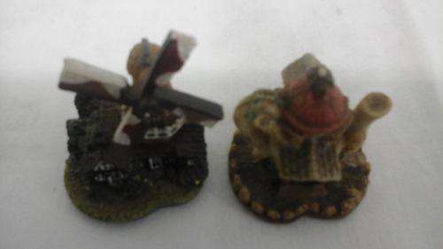 2 ADORABLE DUTCH PRINTERS TRAY ORNAMENTS. 1 IS SHAPED INTO A WINDMILL & OTHER A TEAPOT SHAPED HOUSE!