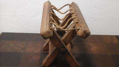 MAGNIFICENT VINTAGE RIEMPIE AND KIAATMINIATURE FOLDING STOOL. RIEMPIE ARE VERY DRY FROM AGE