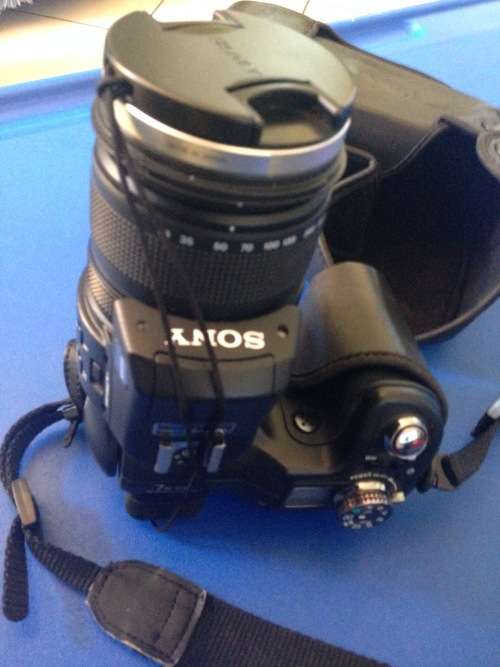 Sony DSC-F828