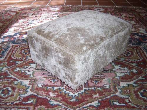 VELVET FOOTSTOOL OTTOMAN