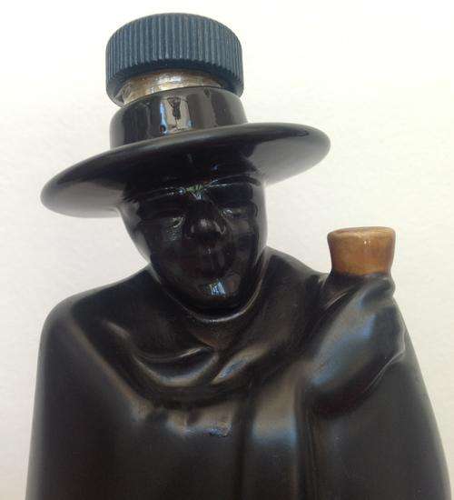 Wedgwood Don Sandeman Sherry Decanter Close Up