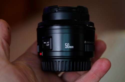 Canon 50 mm 1.8 photos show exact item