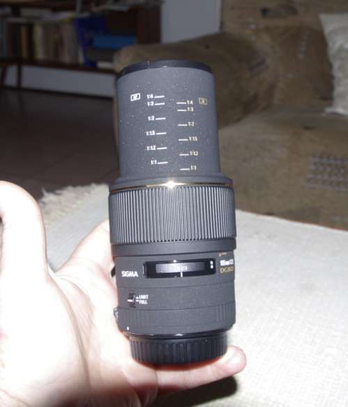 Sigma 105mm 2.8 prime for canon, like new condition