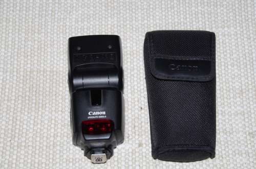 Canon 430 EX mark ii, comes with pouch, in excellent condition photos show actuall item on sale.