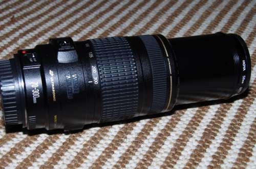 Canon 70-300mm IS USM Lens in top condition inside and out, very sharp lens, caps and filter incl