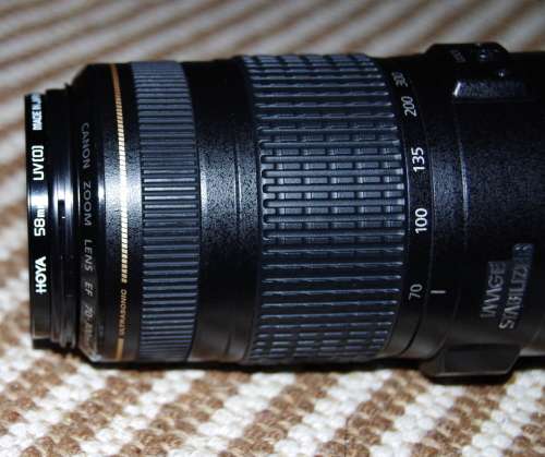 Canon 70-300mm IS USM Lens in top condition inside and out, very sharp lens, caps and filter incl