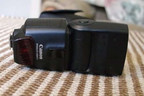 Canon 430EXII speelite with pouch in like new condition, mint.