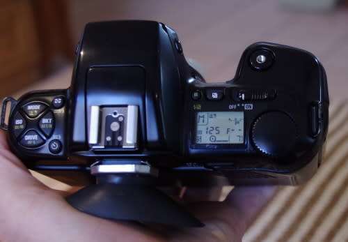 Nikon F-601 film camera, photos show exact item on sale, working 100%, good condition.