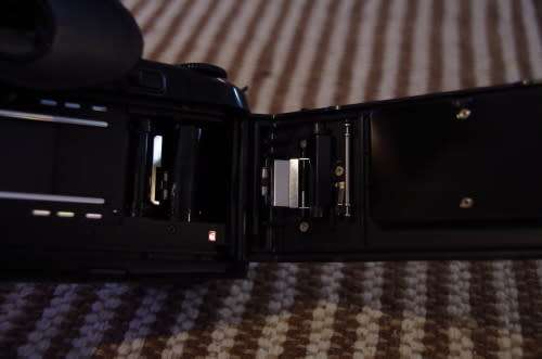 Nikon F-601 film camera, photos show exact item on sale, working 100%, good condition.