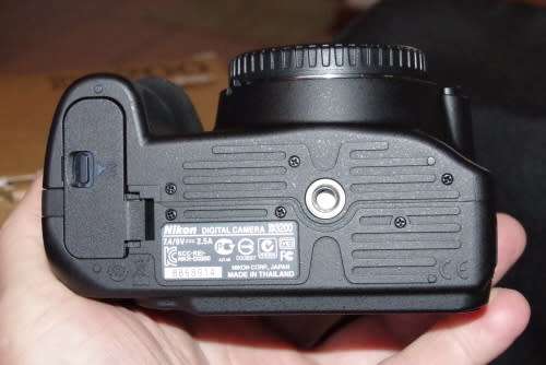 Nikon D3200 body in top like new condition, shutter count of 1000, photos show exact item