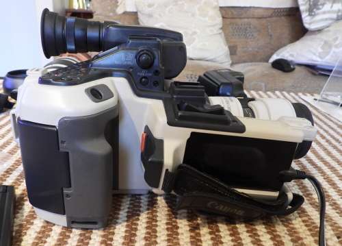 Canovision Hi 8 Ex1 video camera, please read description.