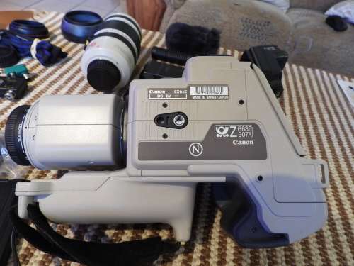 Canovision Hi 8 Ex1 video camera, please read description.