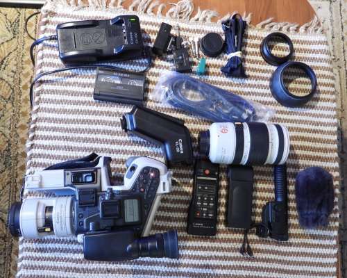 Canovision Hi 8 Ex1 video camera, please read description.