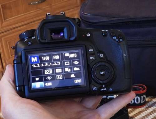 Canon 60D body only with accesories shown in Photo, has some minor signs of ues, good condition,