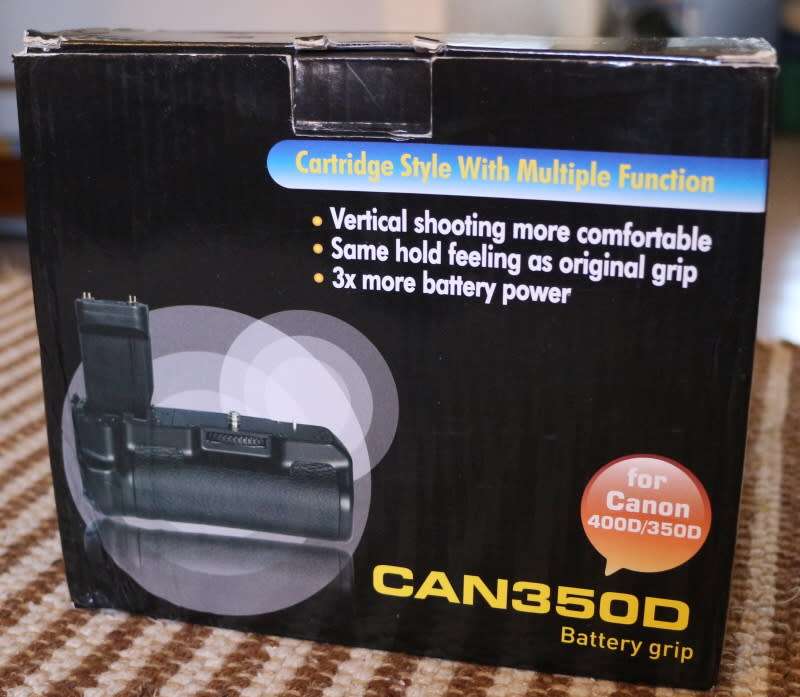 Battery pack for Canon 350D 400D, photos show item on sale, has built in battery pack, has charger.