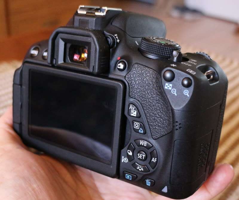 Canon 700D body only, photos show exact item on sale, top condition