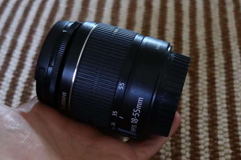 Canon 18-55 iii EFS lens, photos show exact item on sale, perfect working order