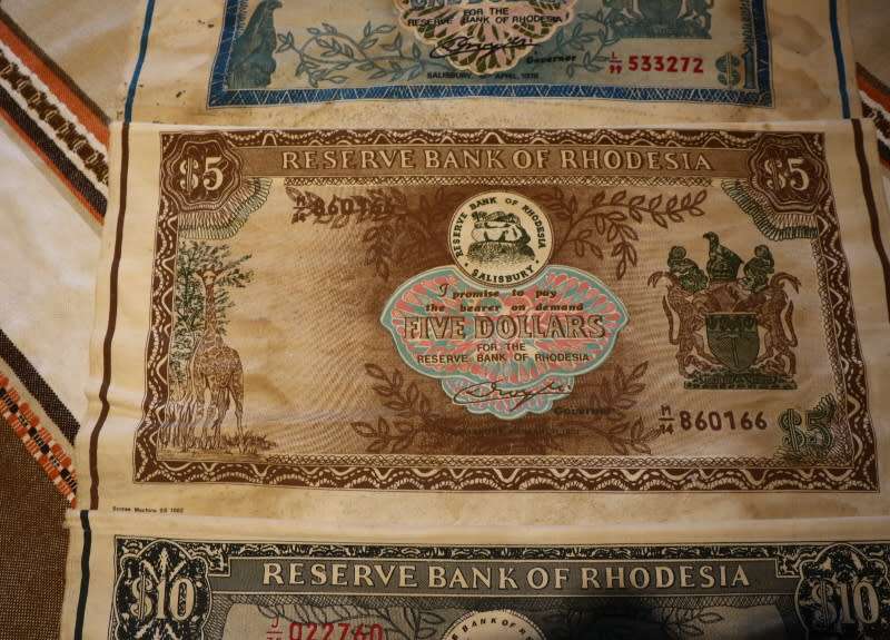 Rhodesian printed money banners, please read description.
