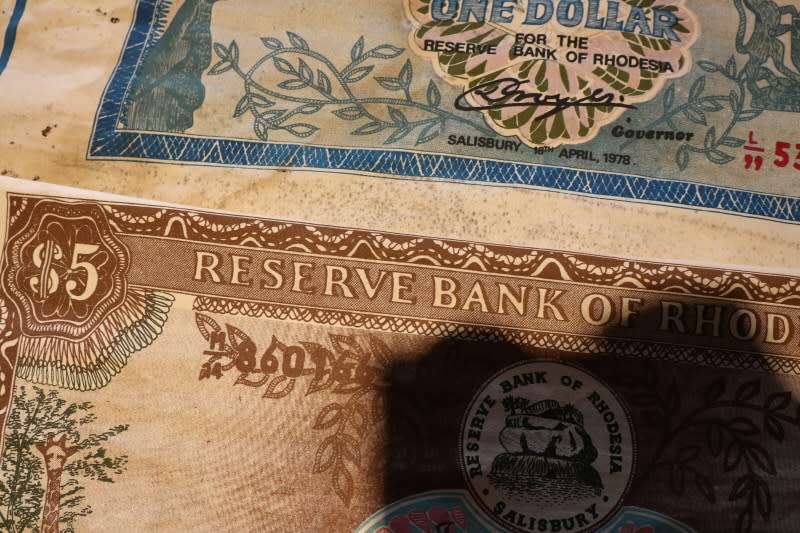 Rhodesian printed money banners, please read description.