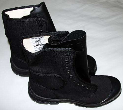 BOVA Canvas Boots - Size 11