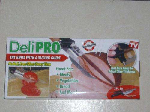 KNIFE WITH  A SLICING GUIDE AS CAN BE SEEN ON TV