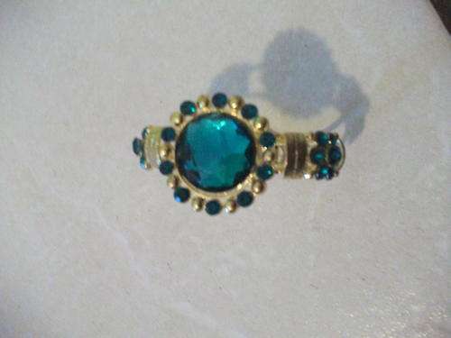 STUNNNG BRACELET