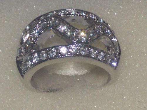 STUNNING SILVER ELECTRPLATED RING MUST BE YOURS!!!!!!!!!!!!! SIZE 16