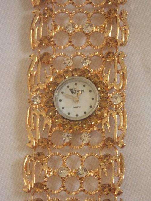 GOLD COATED UPPERCLASS WOMANS WATCH