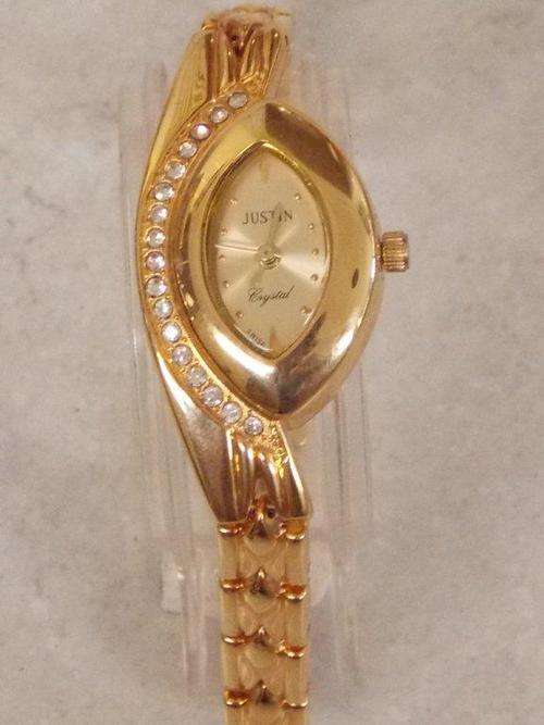 STUNNING WATCH FOR THE LADY